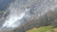 CATASTROPHE REDOUTÉE – 500.000 tonnes de roches menacent des villages
